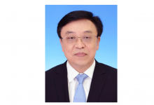 馮飛任海南省代理省長，曾在電力系統(tǒng)及其自動化專業(yè)學(xué)習(xí)
