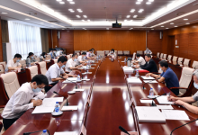 何立峰參加國家發(fā)改委辦公廳第一黨支部黨史學(xué)習(xí)教育專題組織生活會