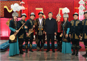 習(xí)近平：共建“一帶一路”，新疆不再是邊遠地帶，而是一個樞紐地帶 |習(xí)近平在新疆烏魯木齊市考察調(diào)研|習(xí)近平：我很重視社區(qū)工作