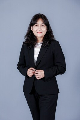 IBM咨詢大中華區(qū)高級合伙人、企業(yè)業(yè)務轉型服務及混合云服務總經理 李郁靜