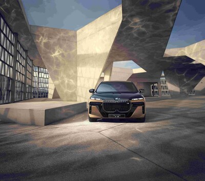 創(chuàng)新純電動BMW i7 M70L