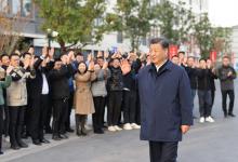 習(xí)近平在上?？疾鞎r強調(diào) 聚焦建設(shè)“五個中心”重要使命 加快建成社會主義現(xiàn)代化國際大都市 返京途中在江蘇鹽城考察
