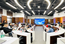 北京市經濟和信息化局舉辦專精特新“千億暢融 一月一鏈”機器人產業(yè)鏈融資路演活動，發(fā)布《機器人產業(yè)鏈北京市專精特新企業(yè)圖譜》