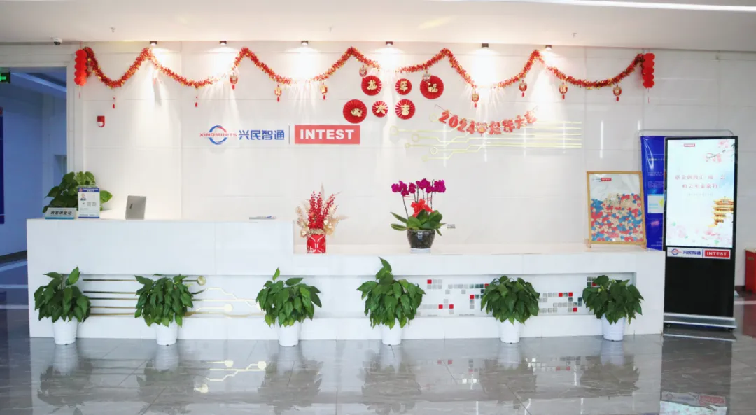 數(shù)十家企業(yè)走進(jìn)國(guó)內(nèi)領(lǐng)先智能網(wǎng)聯(lián)汽車全棧式供應(yīng)商英泰斯特，共探建立行業(yè)“武漢標(biāo)準(zhǔn)”