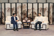 推動(dòng)AI大模型落地推廣應(yīng)用，吳慶文會(huì)見(jiàn)零一萬(wàn)物創(chuàng)始人李開(kāi)復(fù)