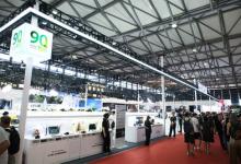富士膠片登陸P&I 2024，新品億像素中畫幅無反相機震撼亮相