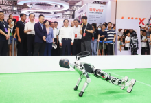 金壯龍參觀調(diào)研2024世界機(jī)器人大會(huì)