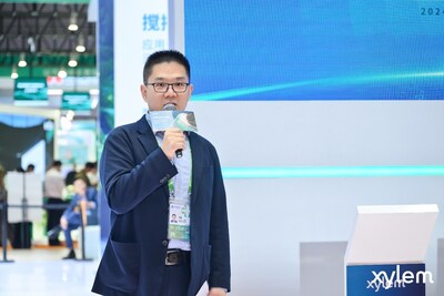 國家住宅與居住環(huán)境工程技術(shù)研究中心副總工程師、教授級高級工程師高峰博士發(fā)表倡議宣言
