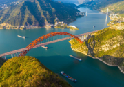 湖北：在長(zhǎng)江經(jīng)濟(jì)帶高質(zhì)量發(fā)展中奮勇?tīng)?zhēng)先
