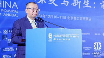 全聯(lián)房地產(chǎn)商會寫字樓分會執(zhí)行會長、房訊網(wǎng)董事長劉凱