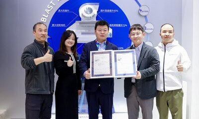 科沃斯洗地機器人T80通過TüV萊茵“寵物友好清潔”和“防纏繞”認(rèn)證