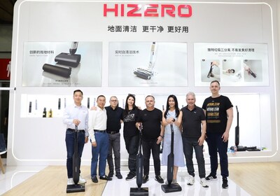 HIZERO赫茲海外經(jīng)銷商合影
