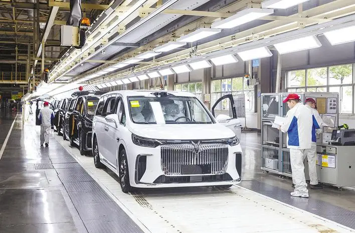 湖北打造世界車谷 | 鋼產量早已不用擔心 硅含量焦慮正在化解 碳排量成為東風人奮斗新目標