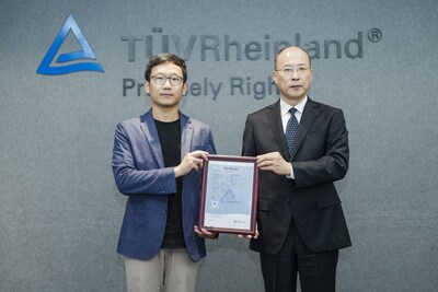 TüV萊茵為快倉機器人頒發(fā)北美認(rèn)證證書及CE-MD符合性證書