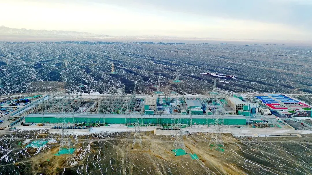 沖刺“雙過半” | 平高電氣助力哈密—重慶±800千伏特高壓直流輸電工程投產(chǎn)送電