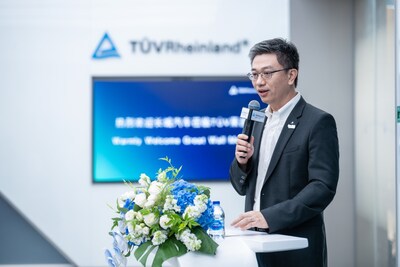 TüV萊茵大中華區(qū)交通服務(wù)高級(jí)副總裁黃余欣