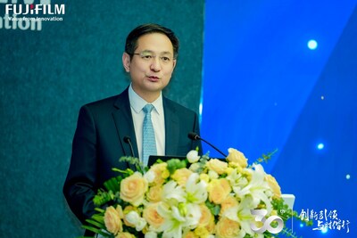 上海市外商投資協(xié)會(huì)會(huì)長(zhǎng)黃峰致辭