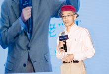 王飛躍研究員：人類還有希望？三問人工智能|預(yù)測：社會將先從“普適基本收入”邁向“普惠人本收入”