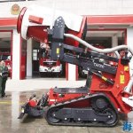 多功能滅火消防機器人“戰(zhàn)斧”入列廈門市消防