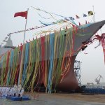 萬噸級驅(qū)逐艦首艦下水