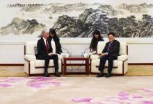 徐樂江會(huì)見德國弗勞恩霍夫研究院烏爾曼教授