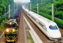 我國首批和諧3D客運電力機車投運