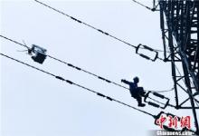 機器人首次在舟山進行電力線路巡檢