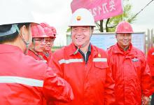 王宜林赴黑龍江石油石化企業(yè)調(diào)研